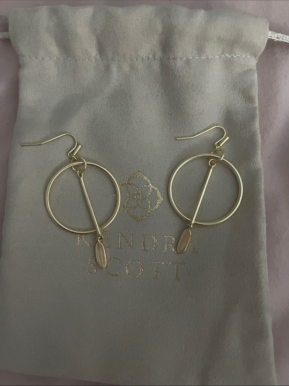 Kendra Scott Gold Circle Bar Drop Earrings